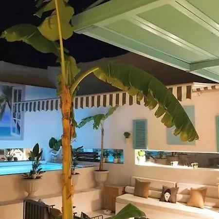 2 Bedroom Stone House With Private Pool In Holiday home
